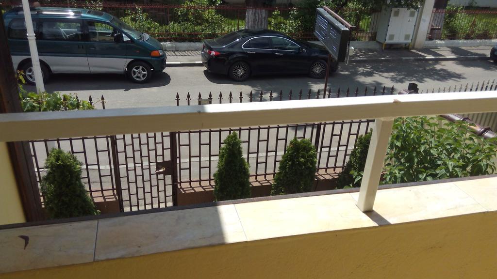 B&B Duo Caffe Bukarest Eksteriør billede